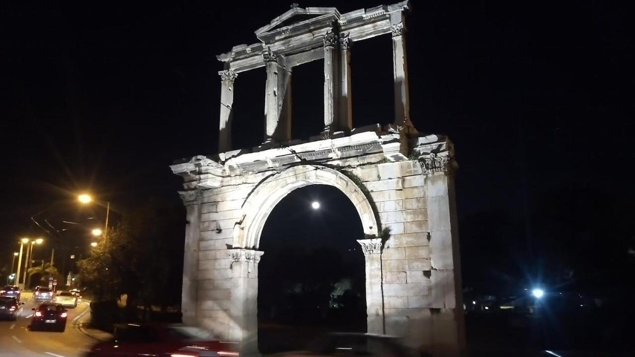 Parthenon And Syntagma Square View Apartment Athene Buitenkant foto