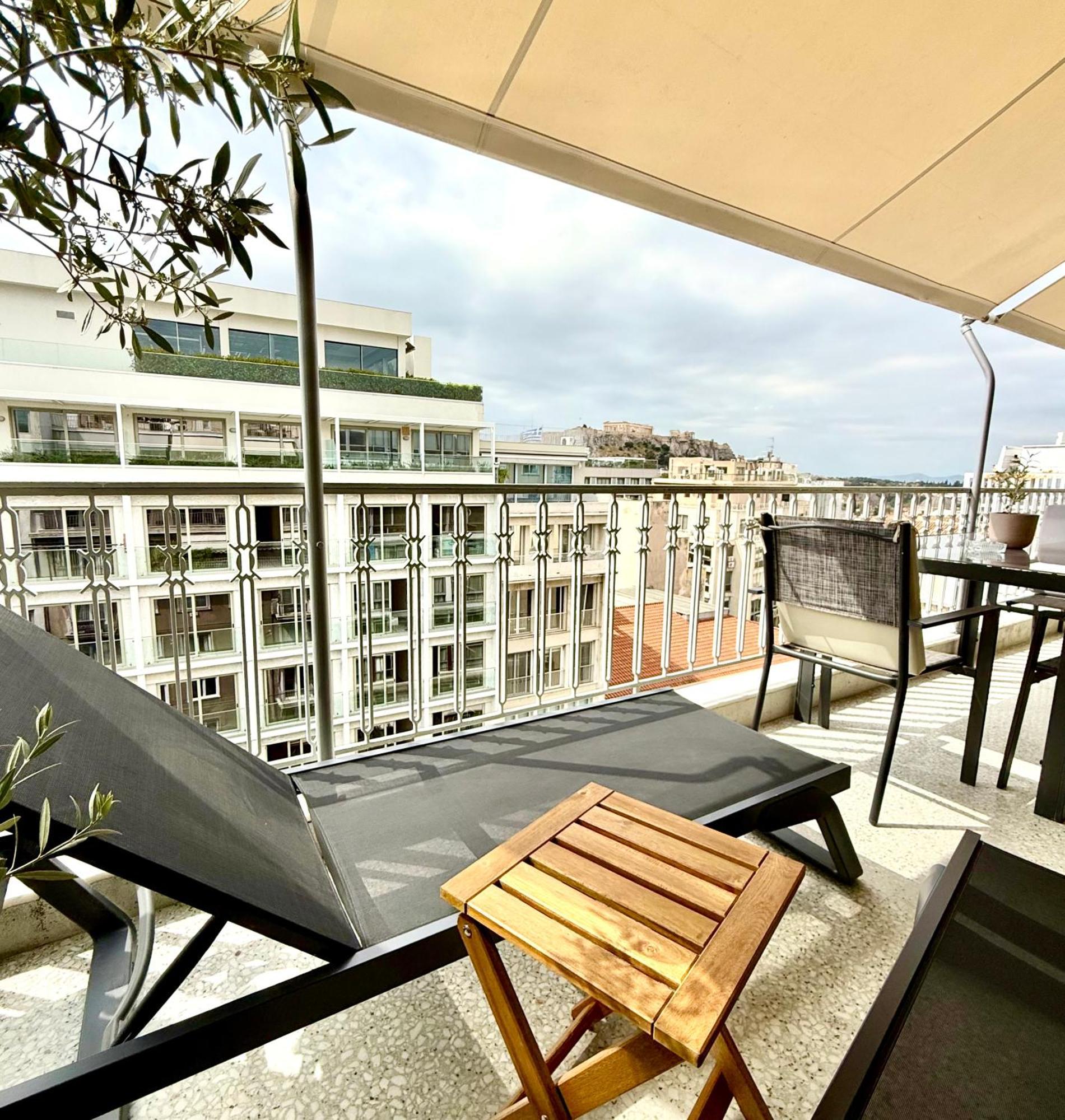 Parthenon And Syntagma Square View Apartment Athene Buitenkant foto